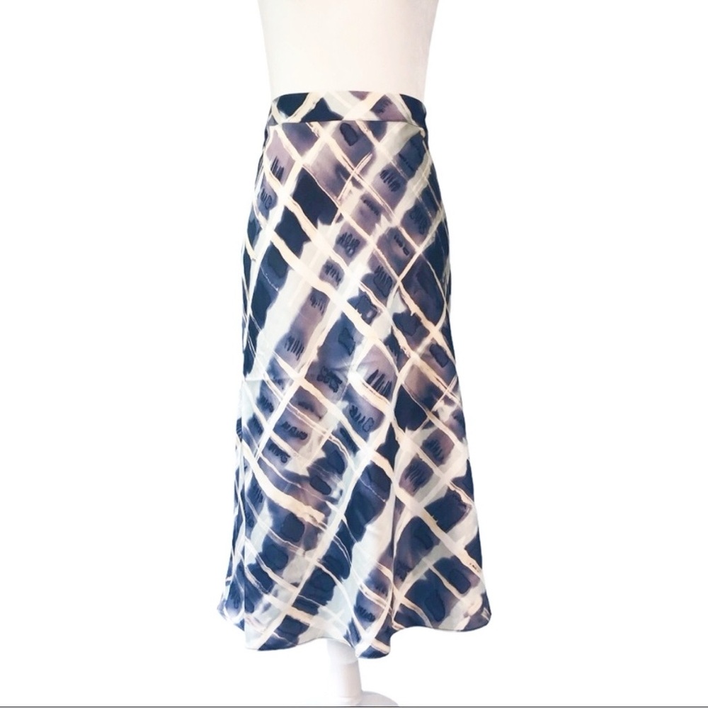 H&M Satin Abstract Plaid Patterned Satin Midi Skirt Purple Size 6